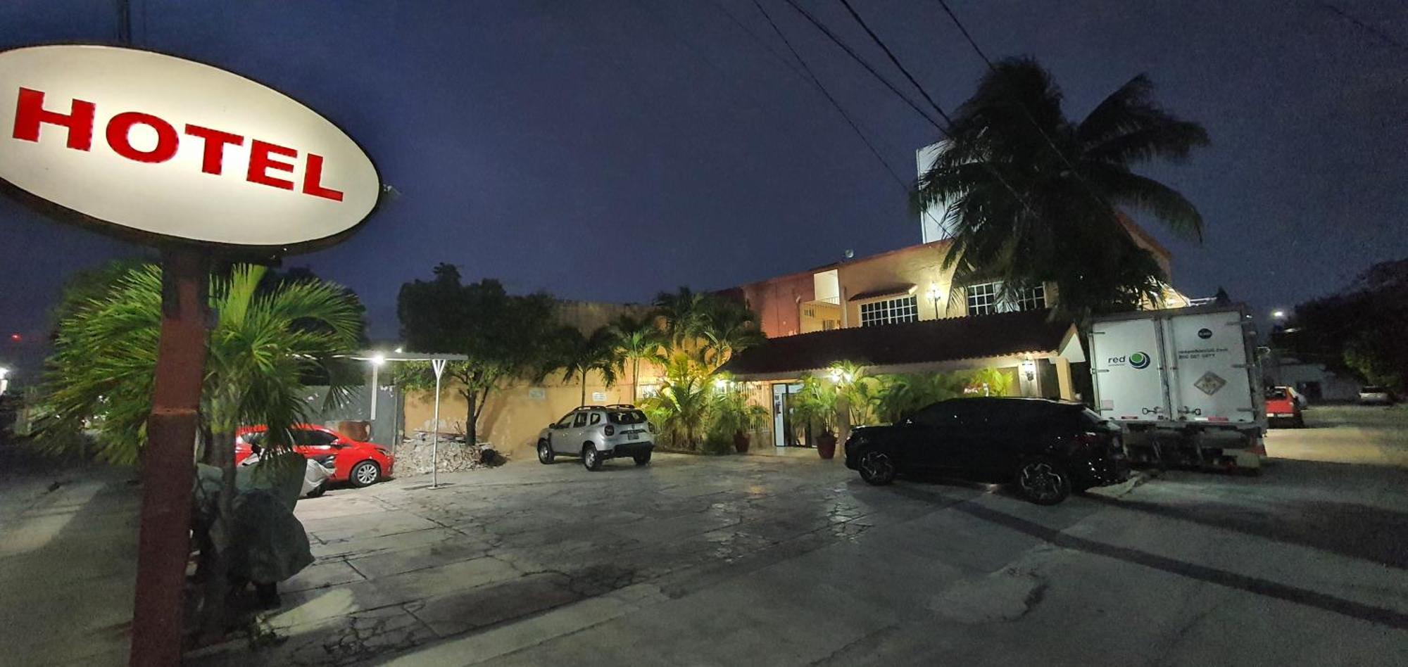 Hotel Posada Marcas カンクン エクステリア 写真