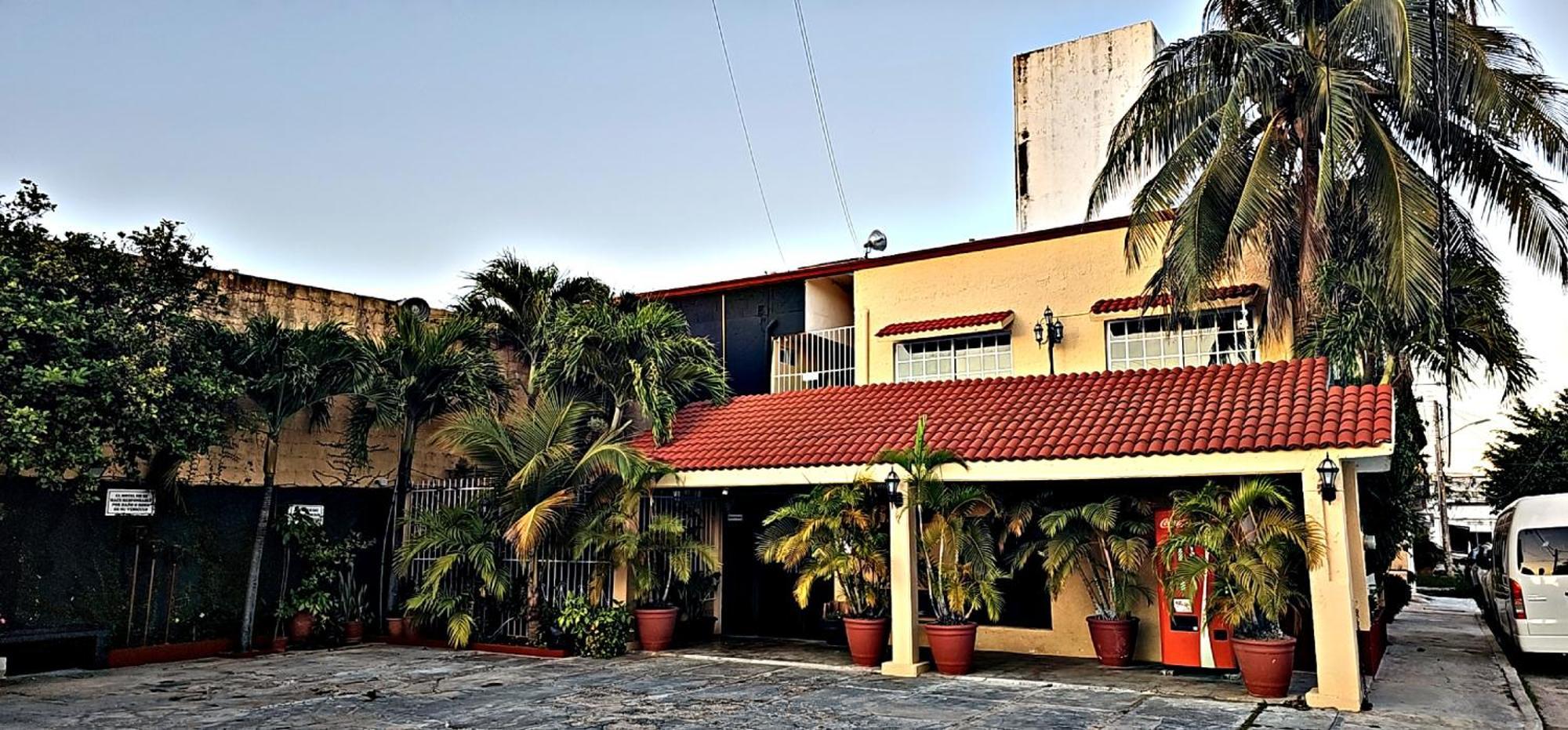 Hotel Posada Marcas カンクン エクステリア 写真