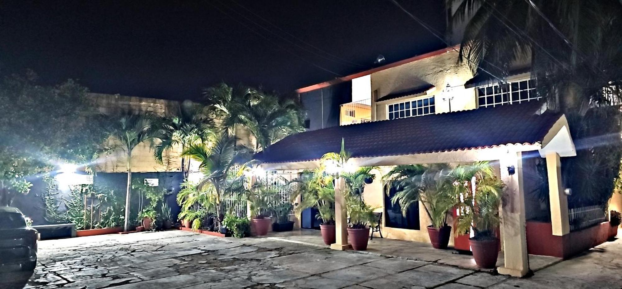 Hotel Posada Marcas カンクン エクステリア 写真